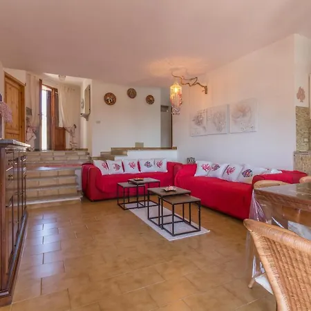 Casa Degli Aranci